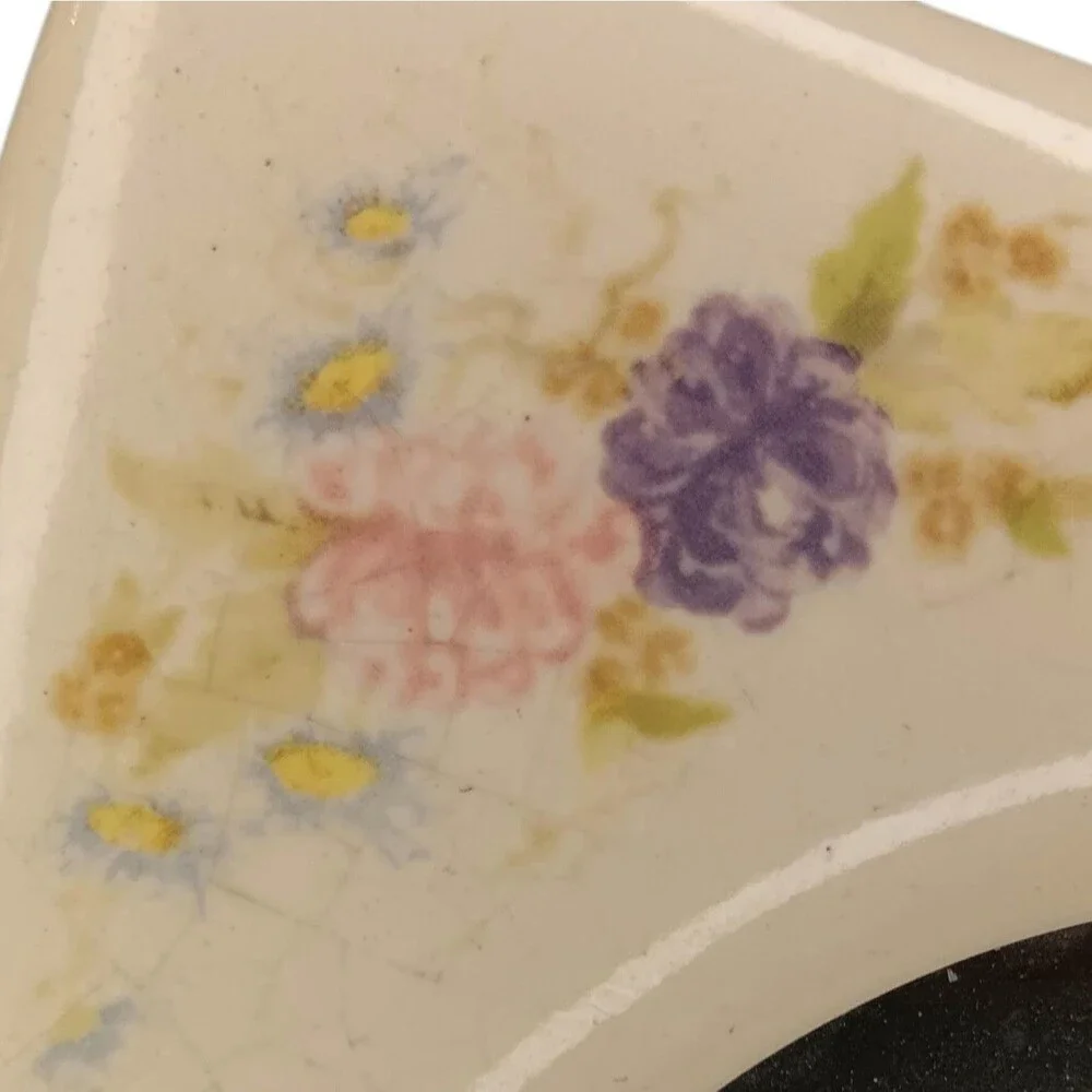 VTG Ceramic Oval Photo Frame Creamy White Flowers Crazing 8.5x7 Photo Size 6x4.5